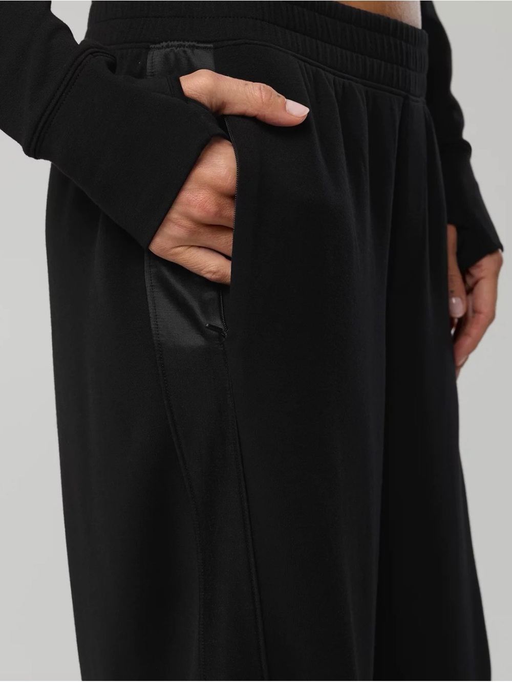NWT OFFLINE By Aerie ChillUp Satin Track Wide Leg Pants Large Sporty Luxe - Picture 2 of 11